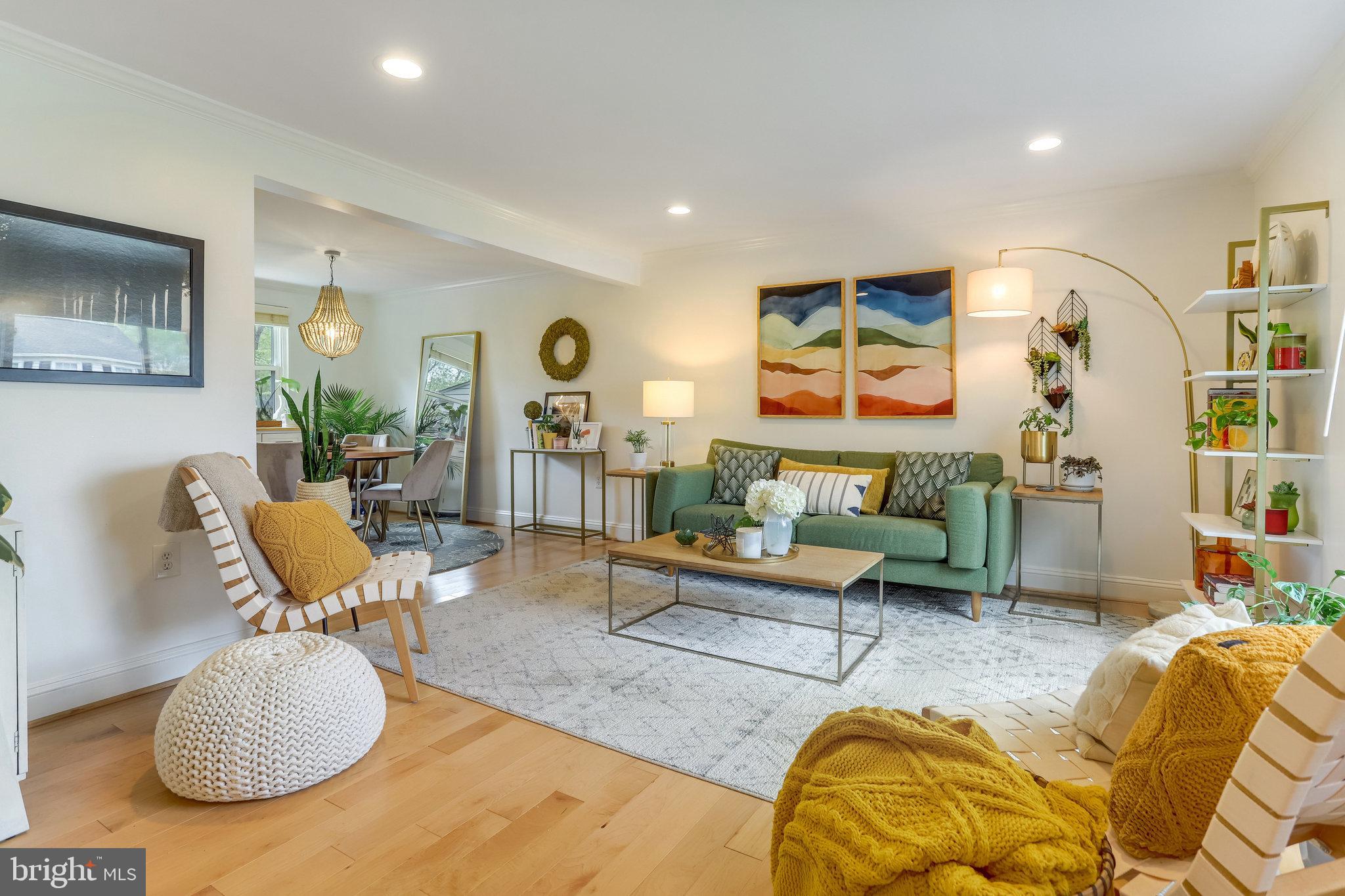 WILTON KNOLL - Residential