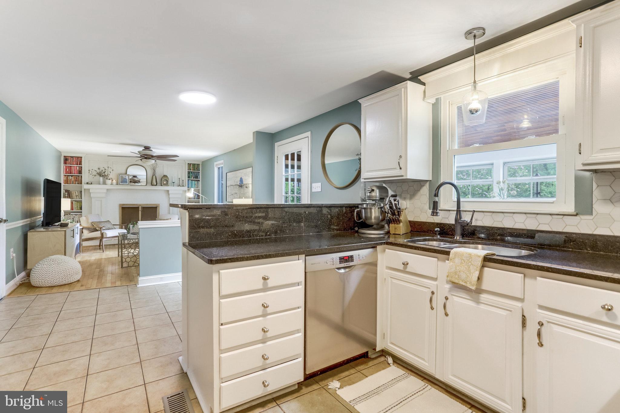 WILTON KNOLL - Residential