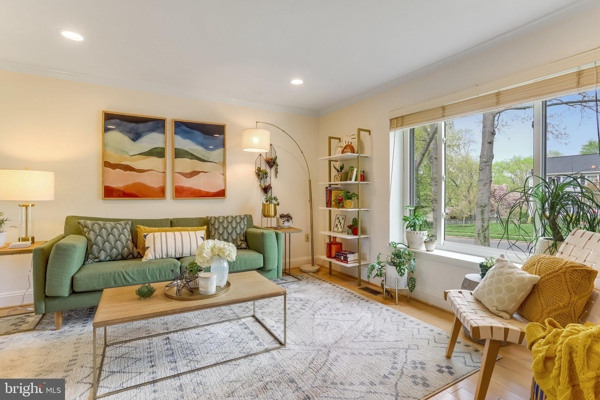 WILTON KNOLL - Residential