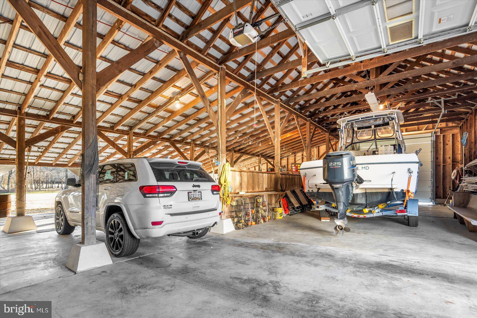 KENT ISLAND - Residential