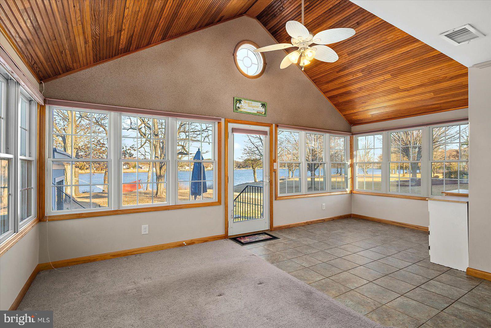 KENT ISLAND - Residential