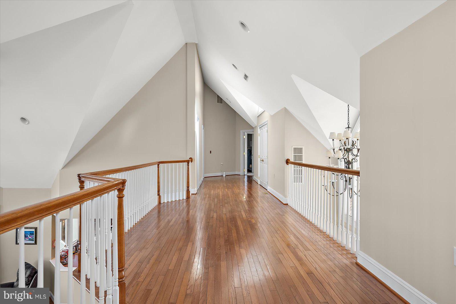 KENT ISLAND - Residential