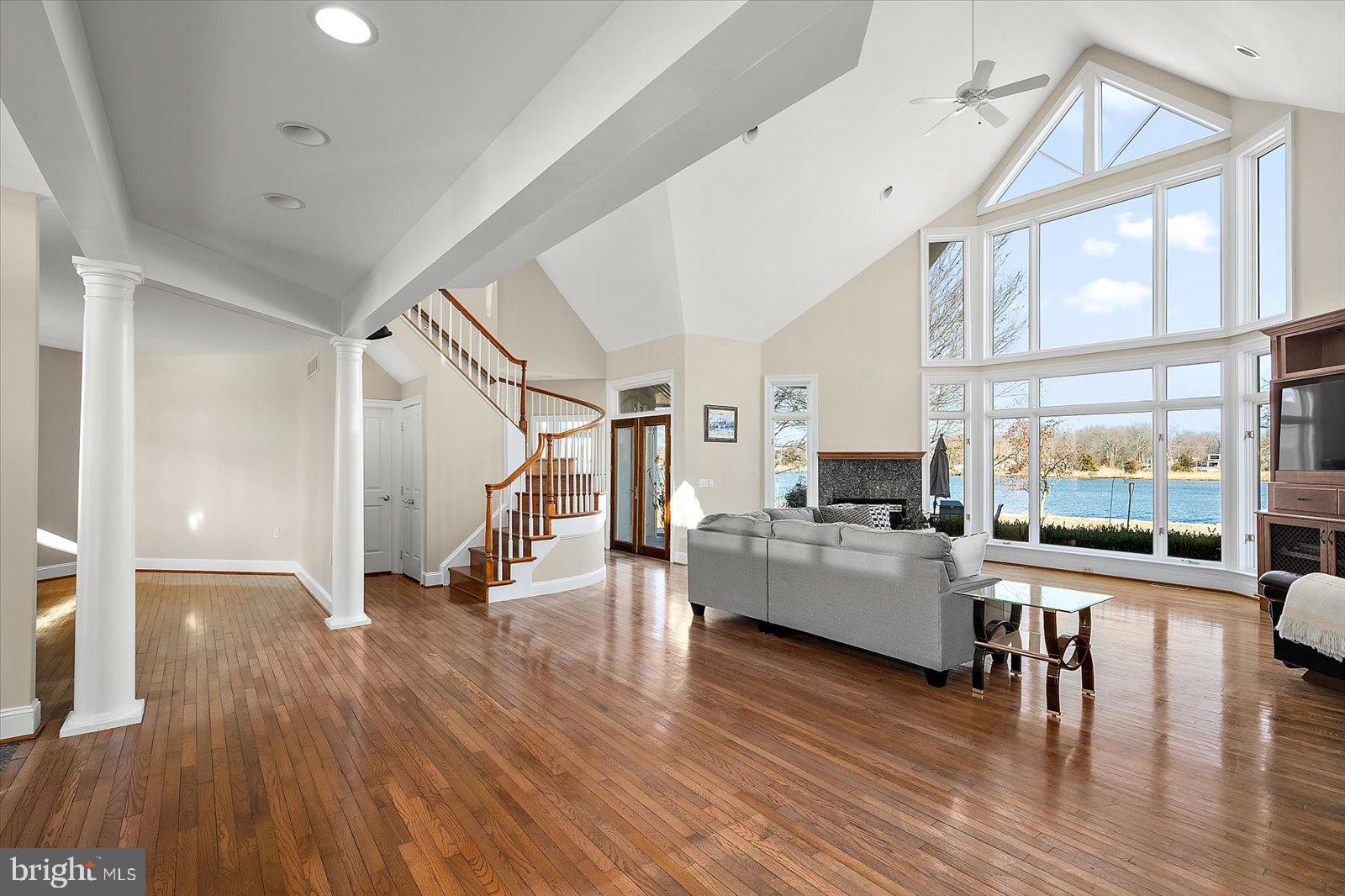 KENT ISLAND - Residential