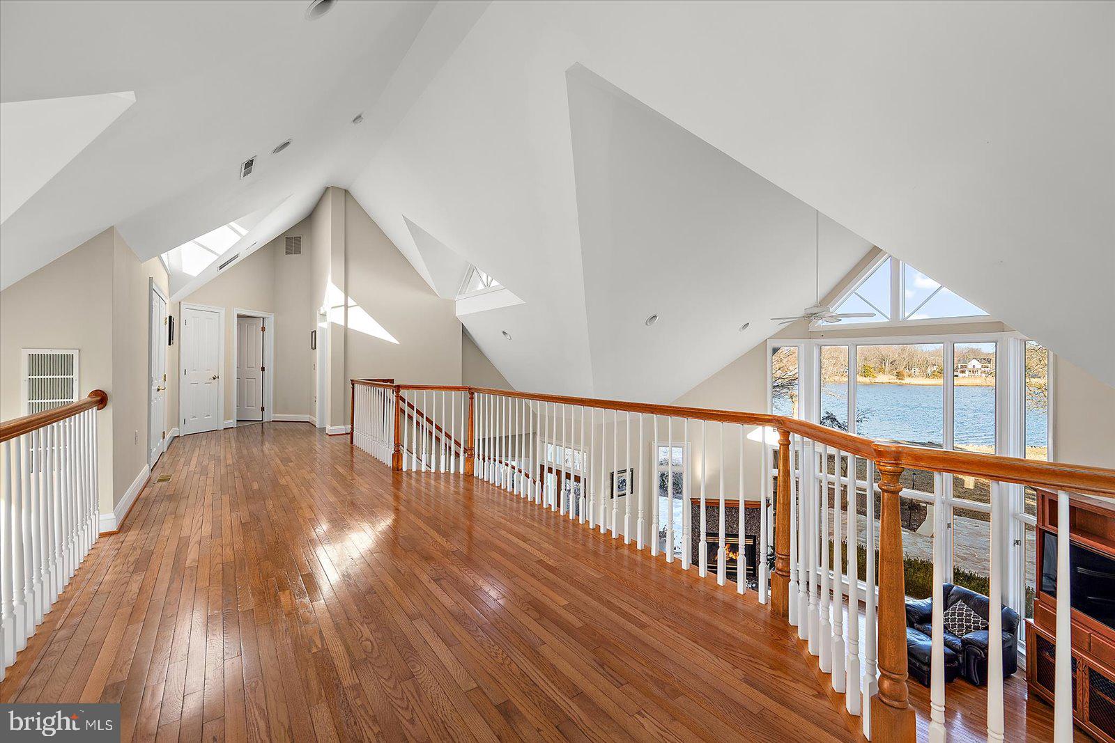 KENT ISLAND - Residential