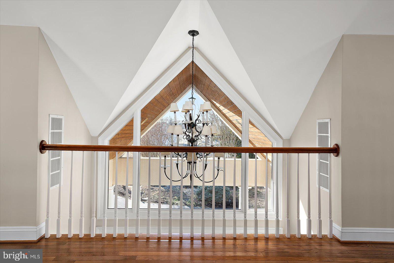 KENT ISLAND - Residential