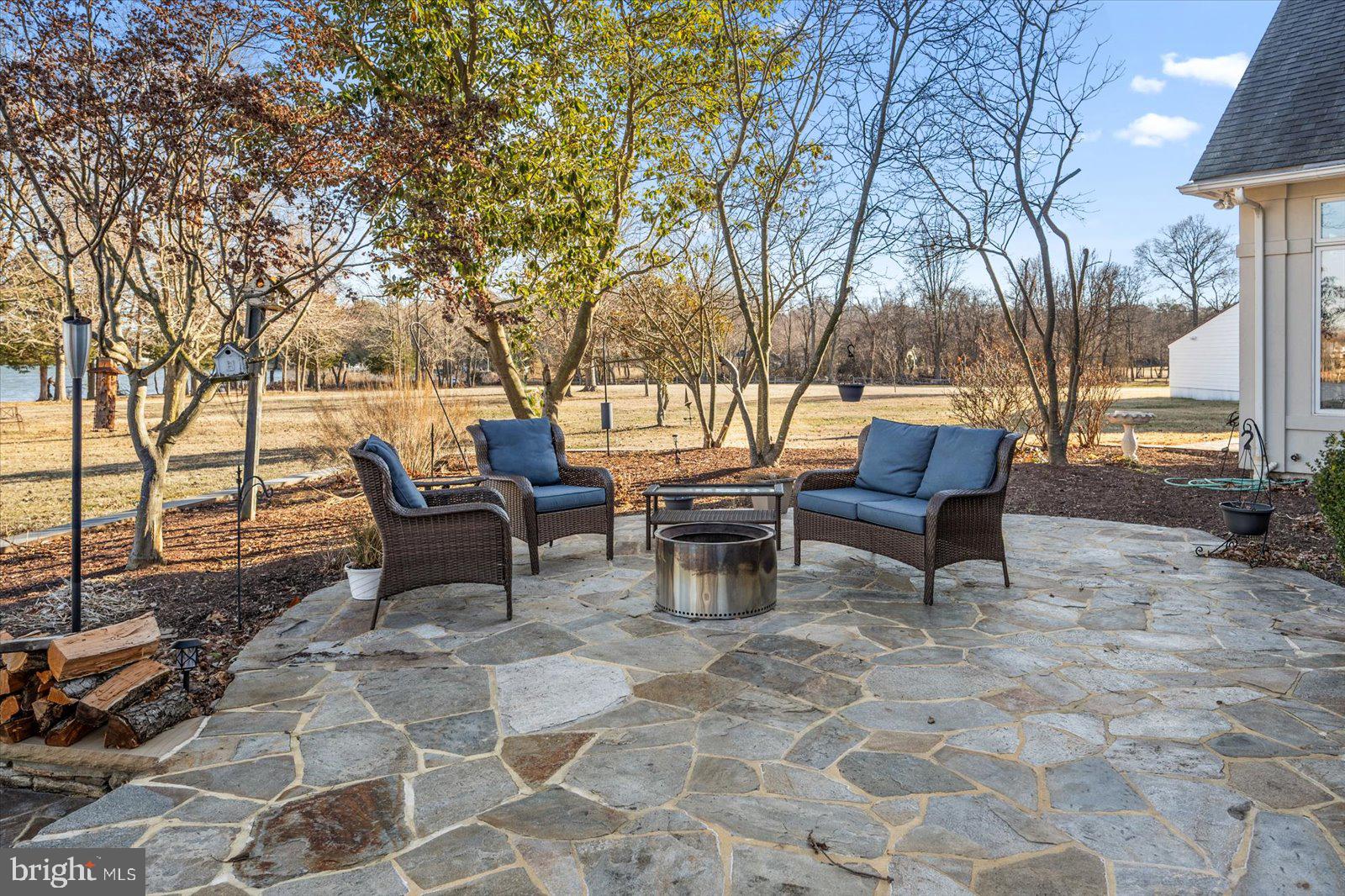 KENT ISLAND - Residential