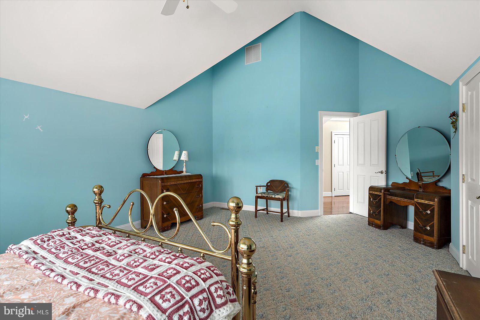 KENT ISLAND - Residential