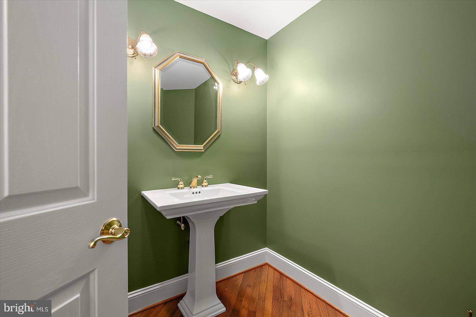 KENT ISLAND - Residential