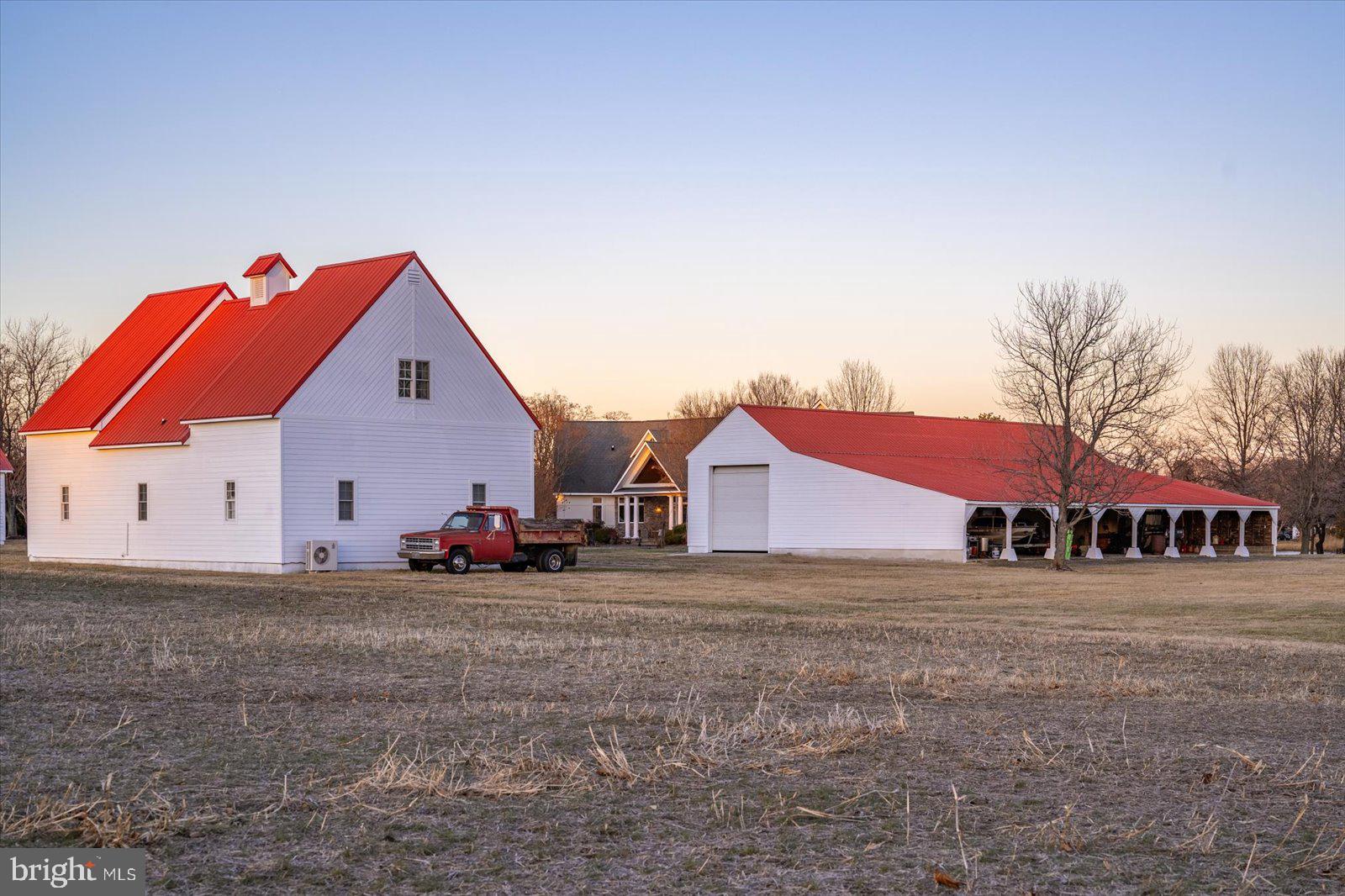 KENT ISLAND - Residential
