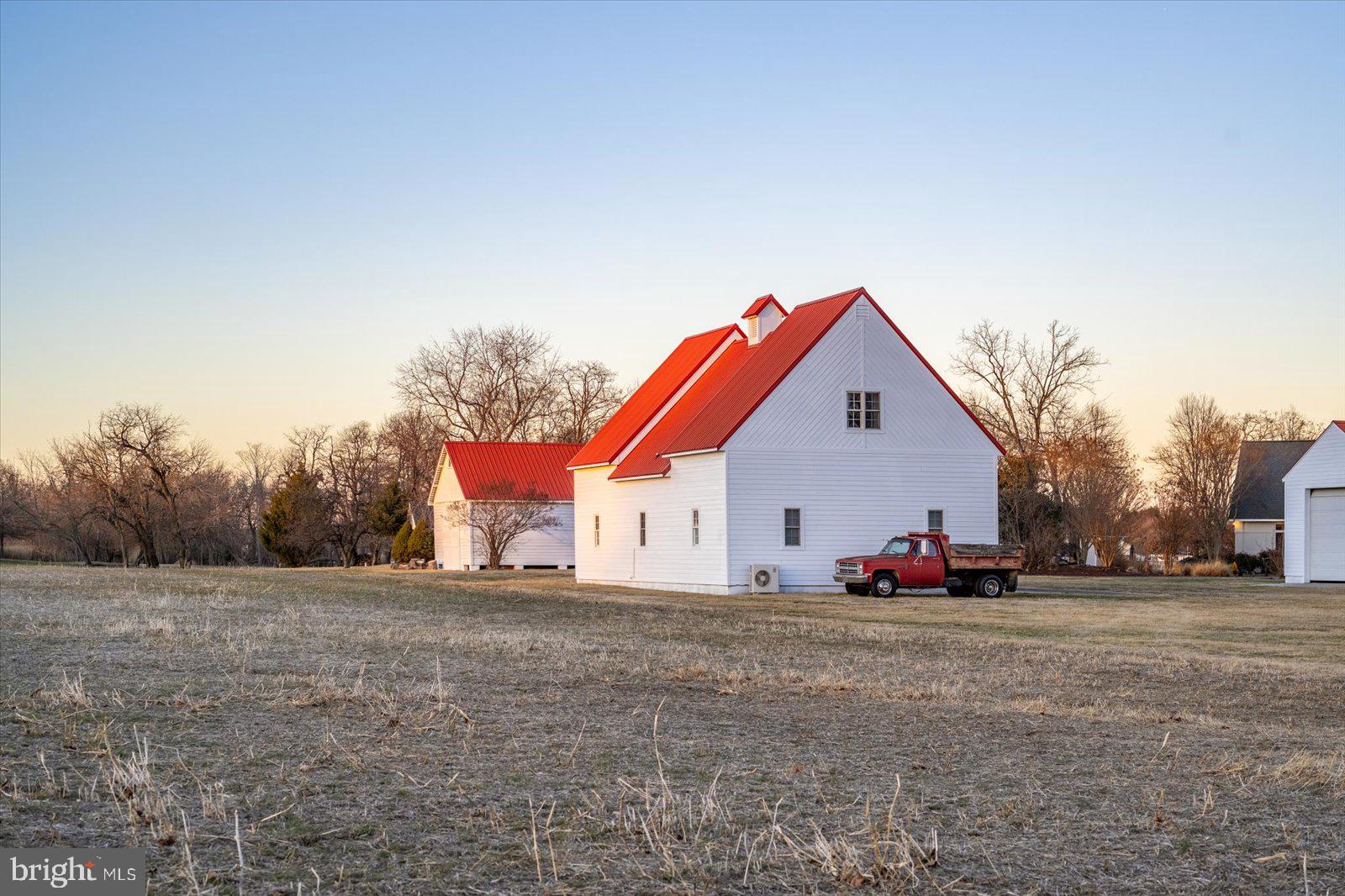 KENT ISLAND - Residential