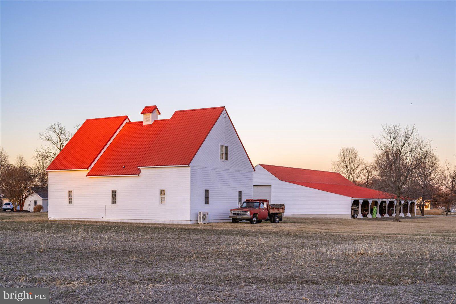 KENT ISLAND - Residential