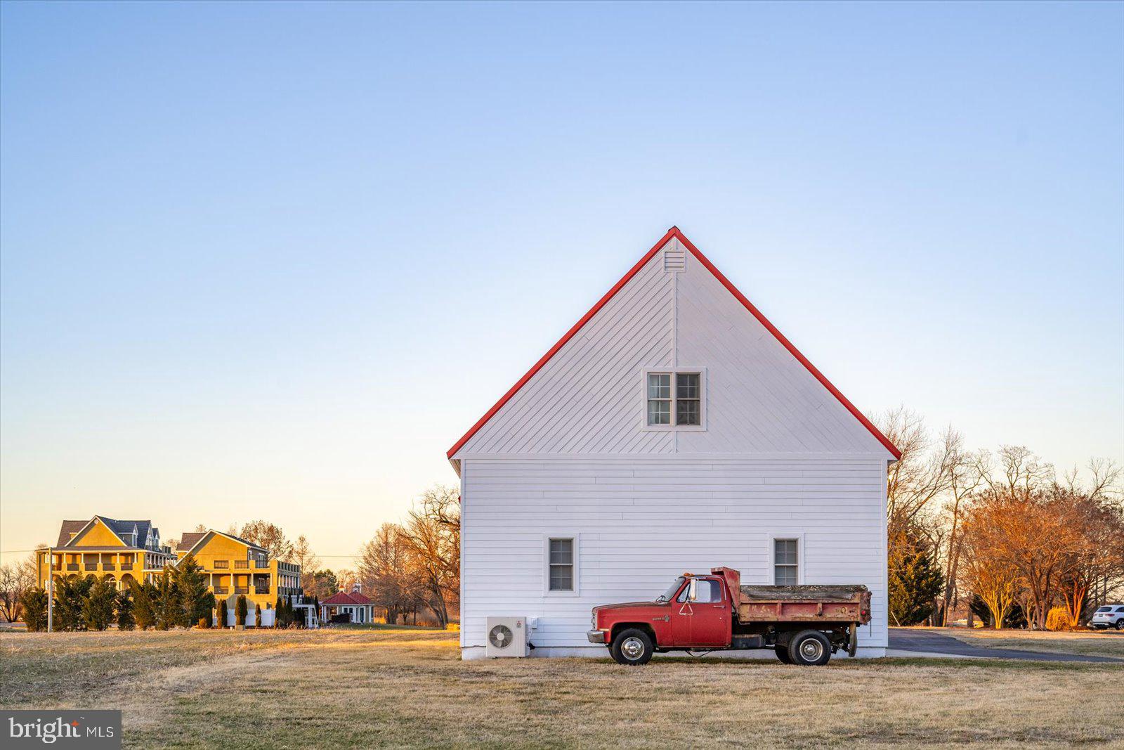 KENT ISLAND - Residential