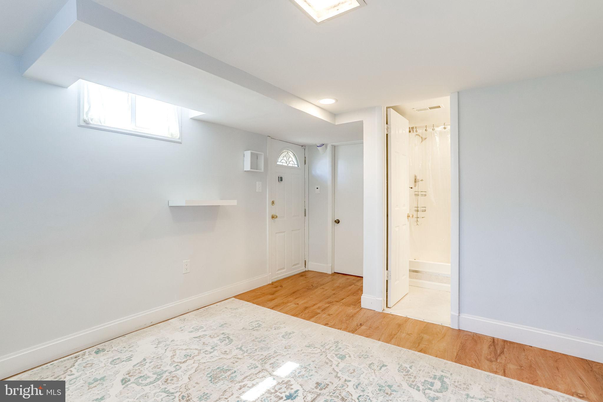 MEMORIAL HEIGHTS - Residential