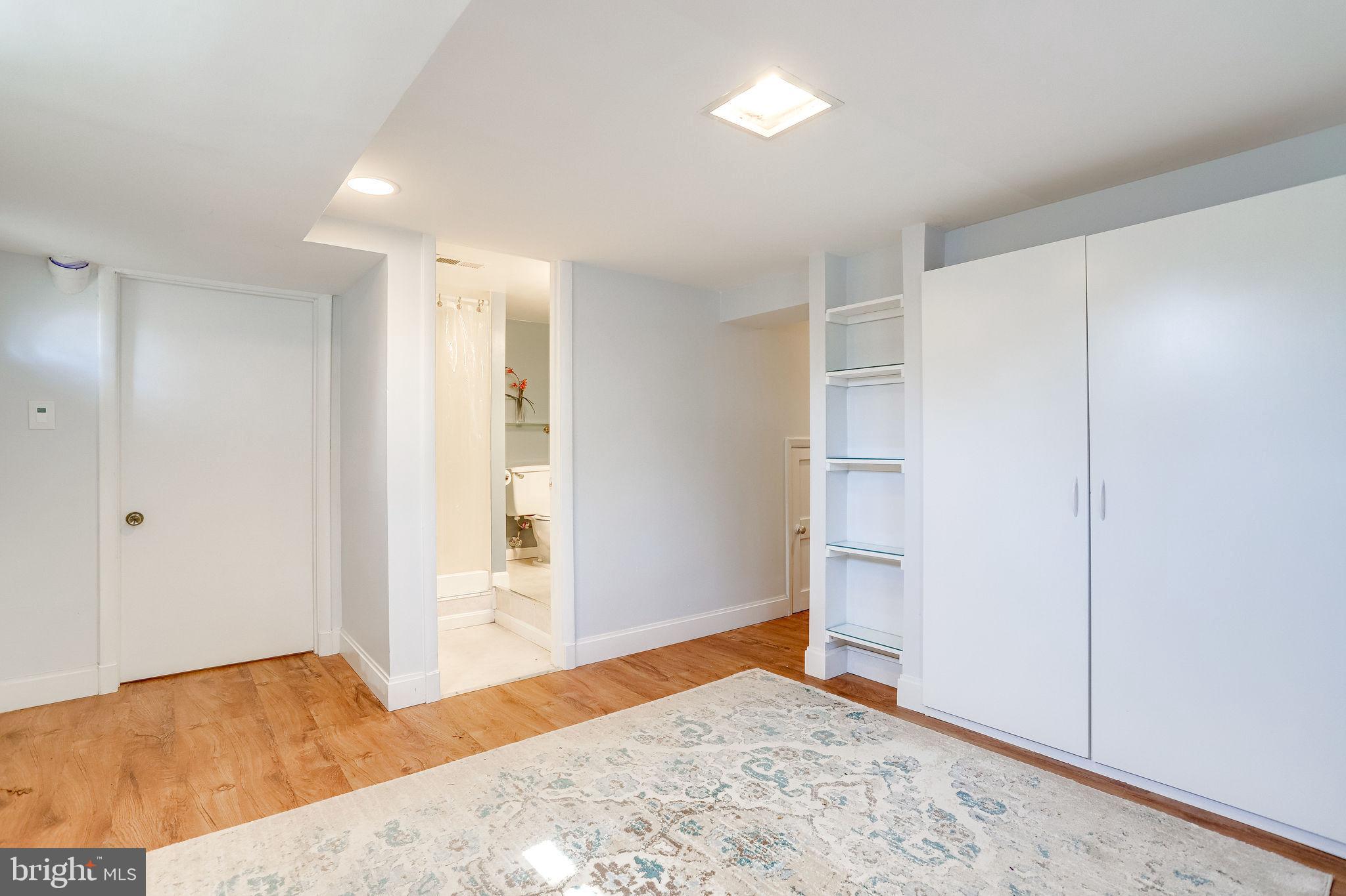 MEMORIAL HEIGHTS - Residential