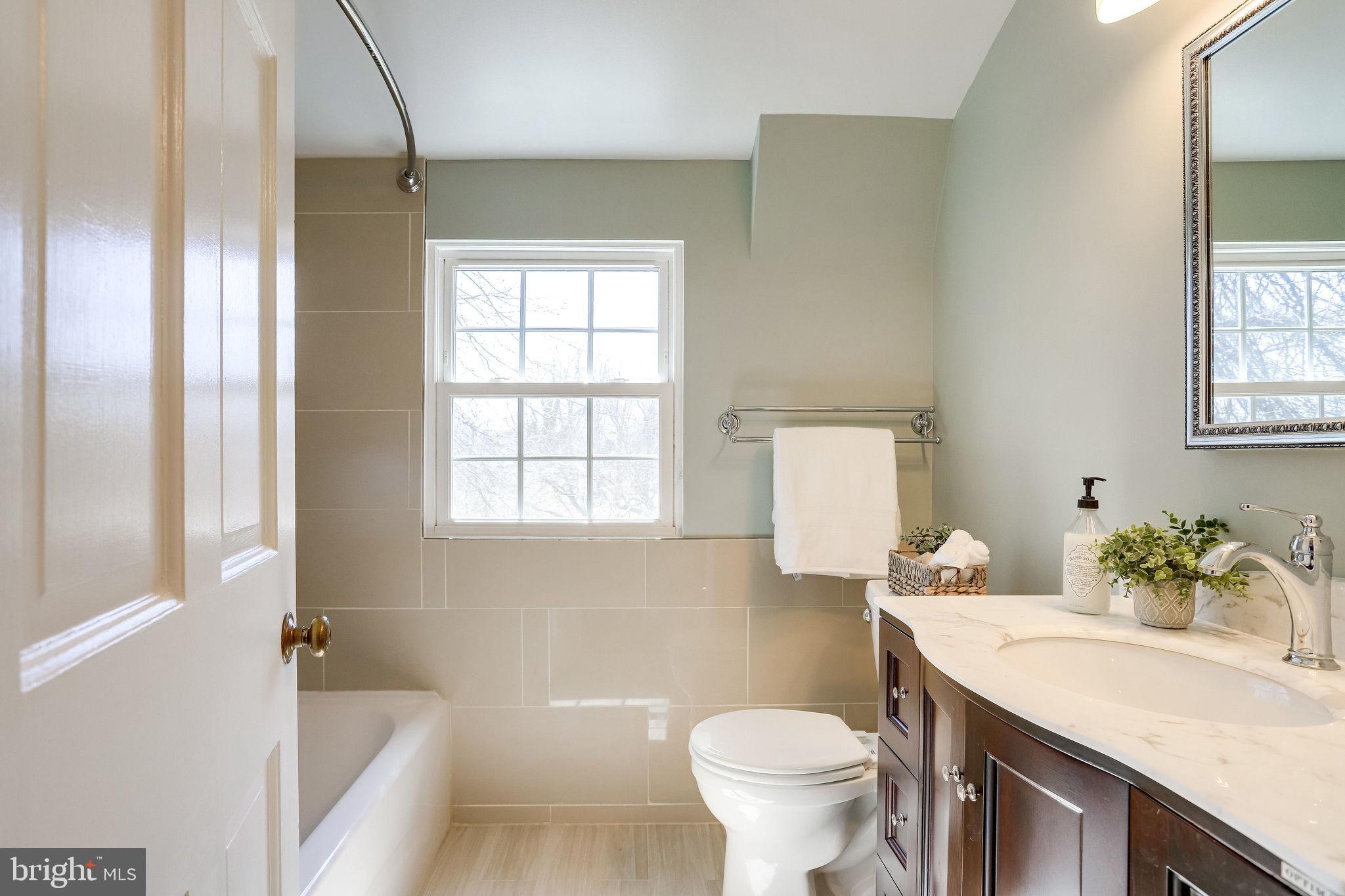 MEMORIAL HEIGHTS - Residential