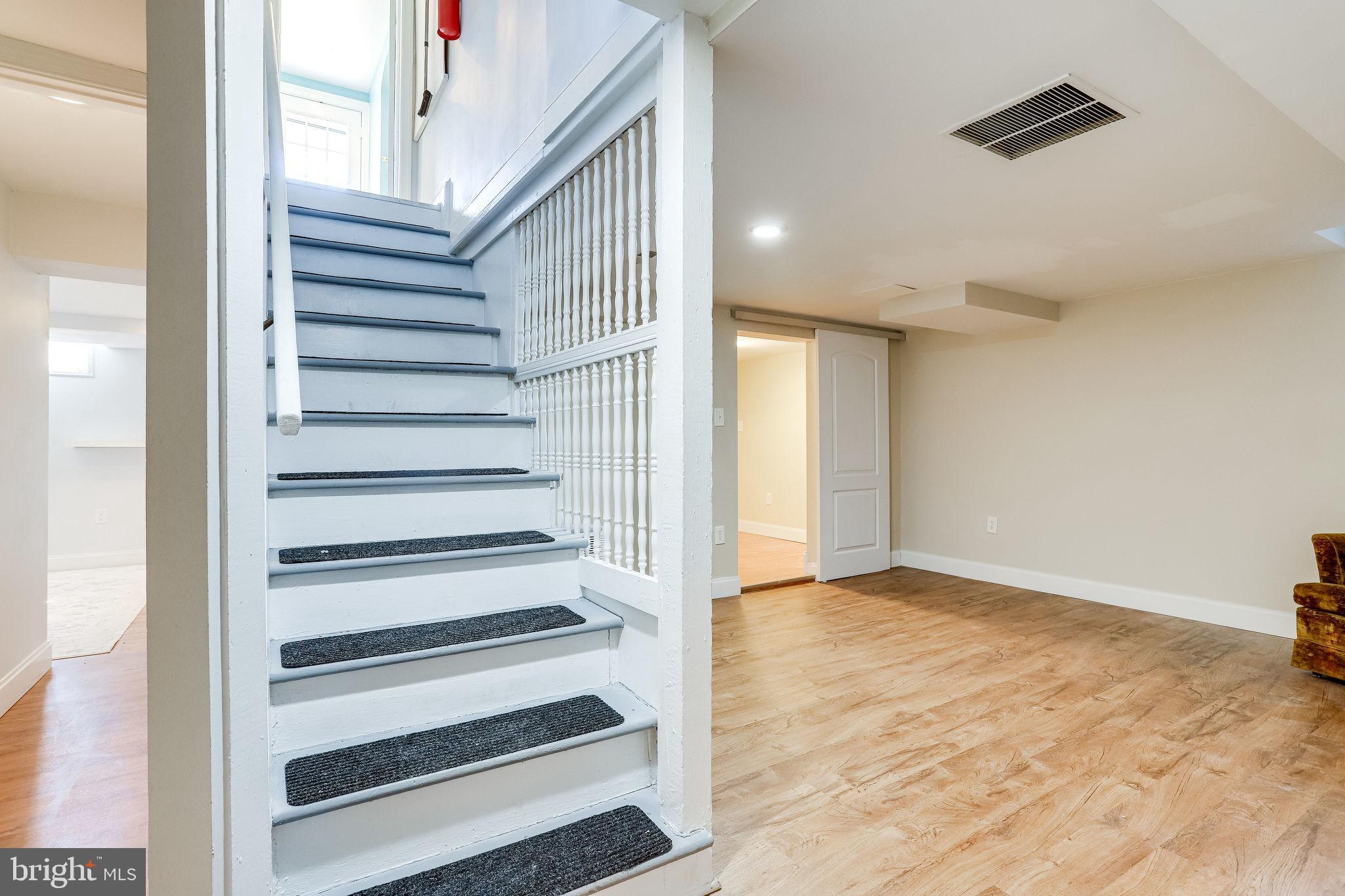 MEMORIAL HEIGHTS - Residential