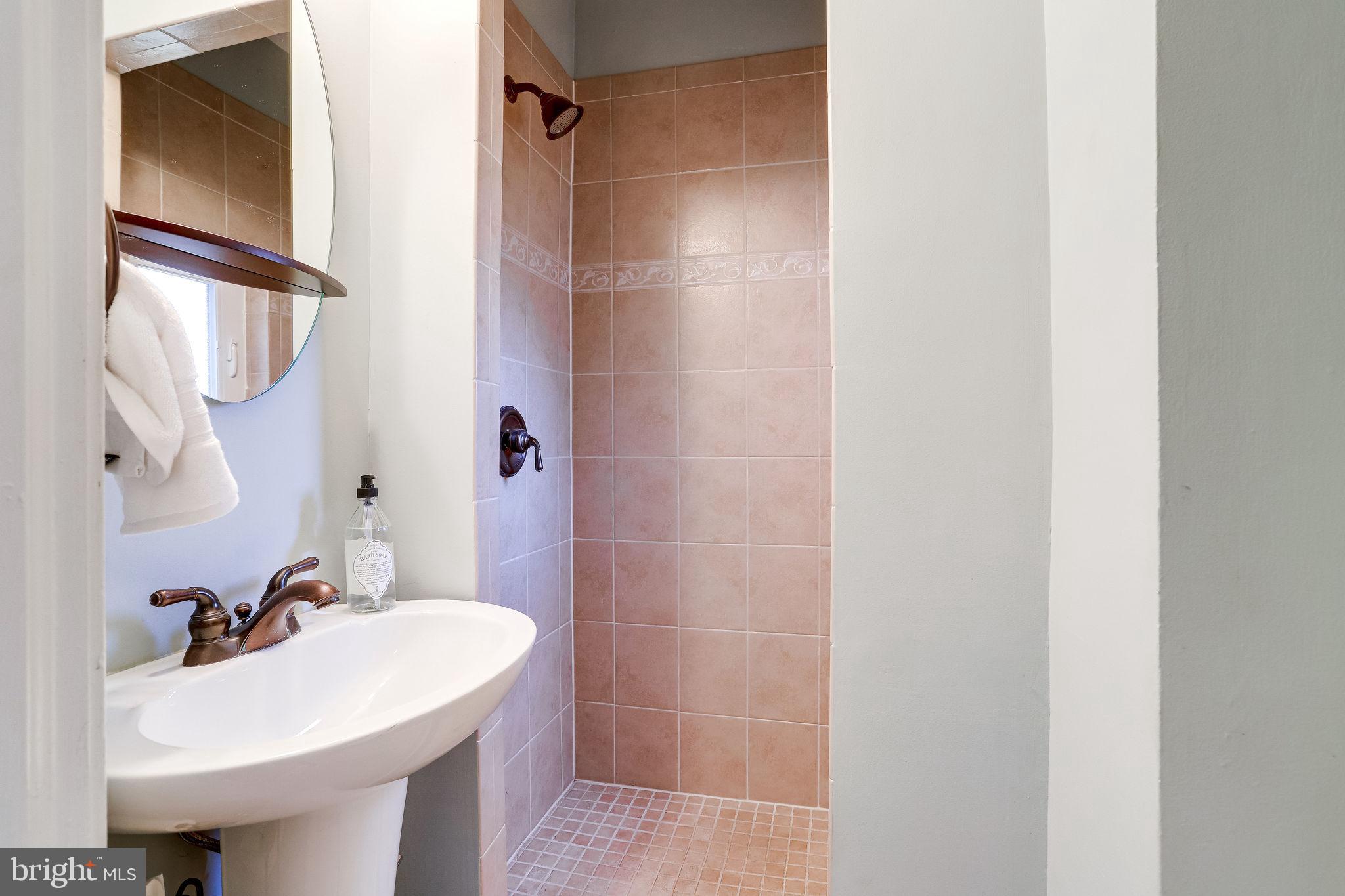 MEMORIAL HEIGHTS - Residential