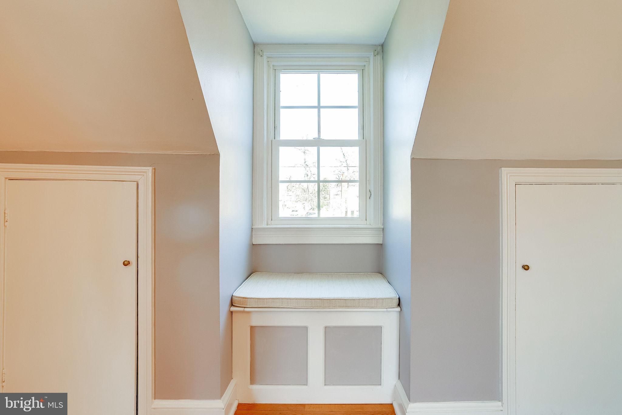 MEMORIAL HEIGHTS - Residential