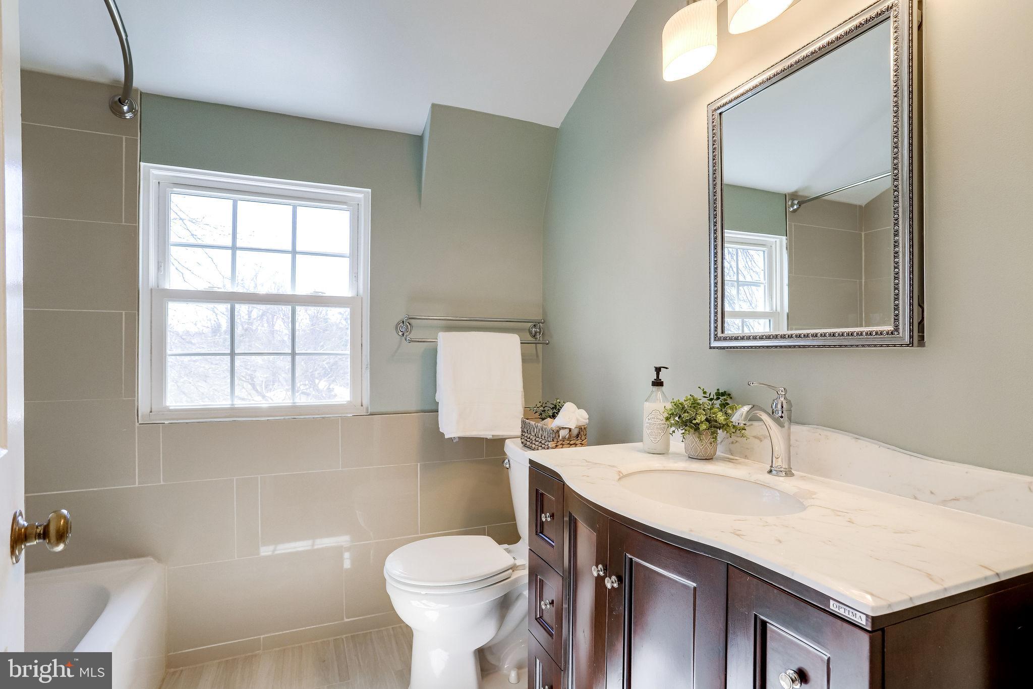 MEMORIAL HEIGHTS - Residential