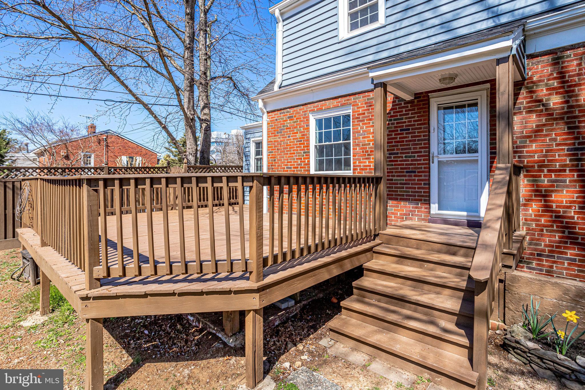 MEMORIAL HEIGHTS - Residential