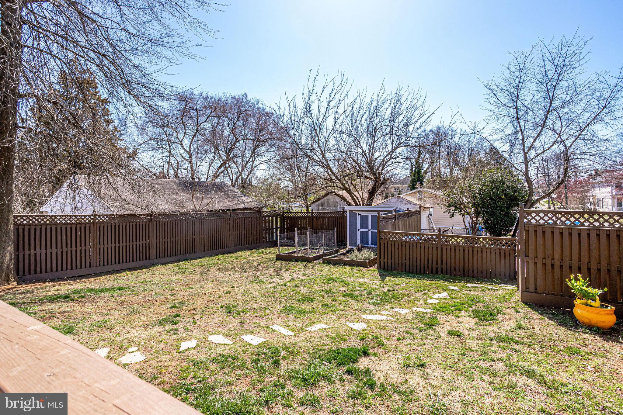 MEMORIAL HEIGHTS - Residential