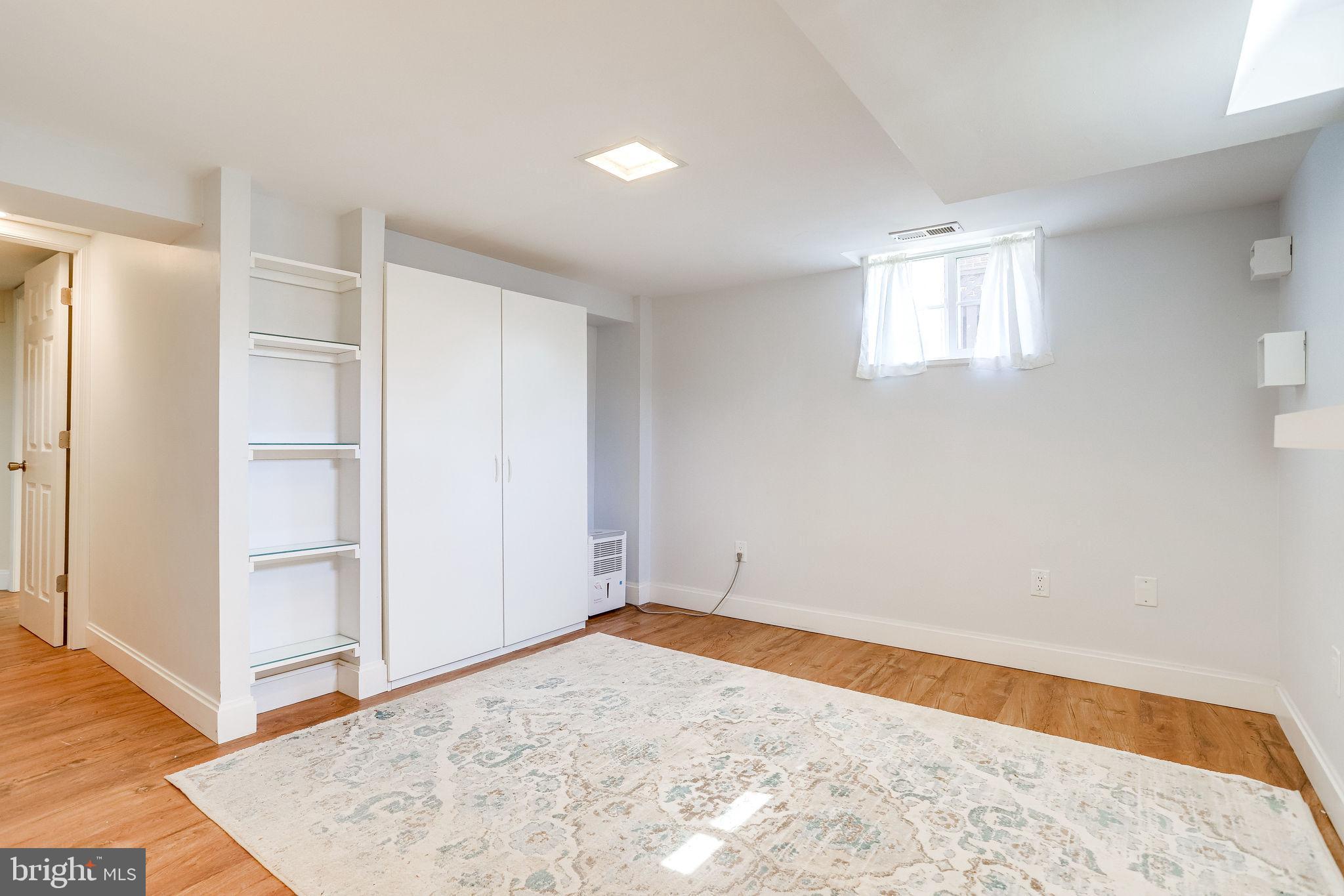 MEMORIAL HEIGHTS - Residential