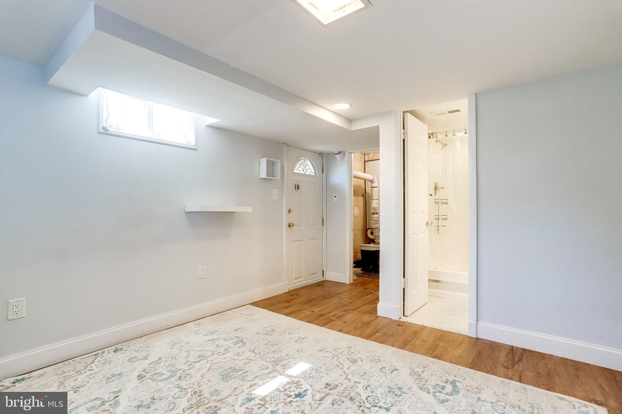 MEMORIAL HEIGHTS - Residential