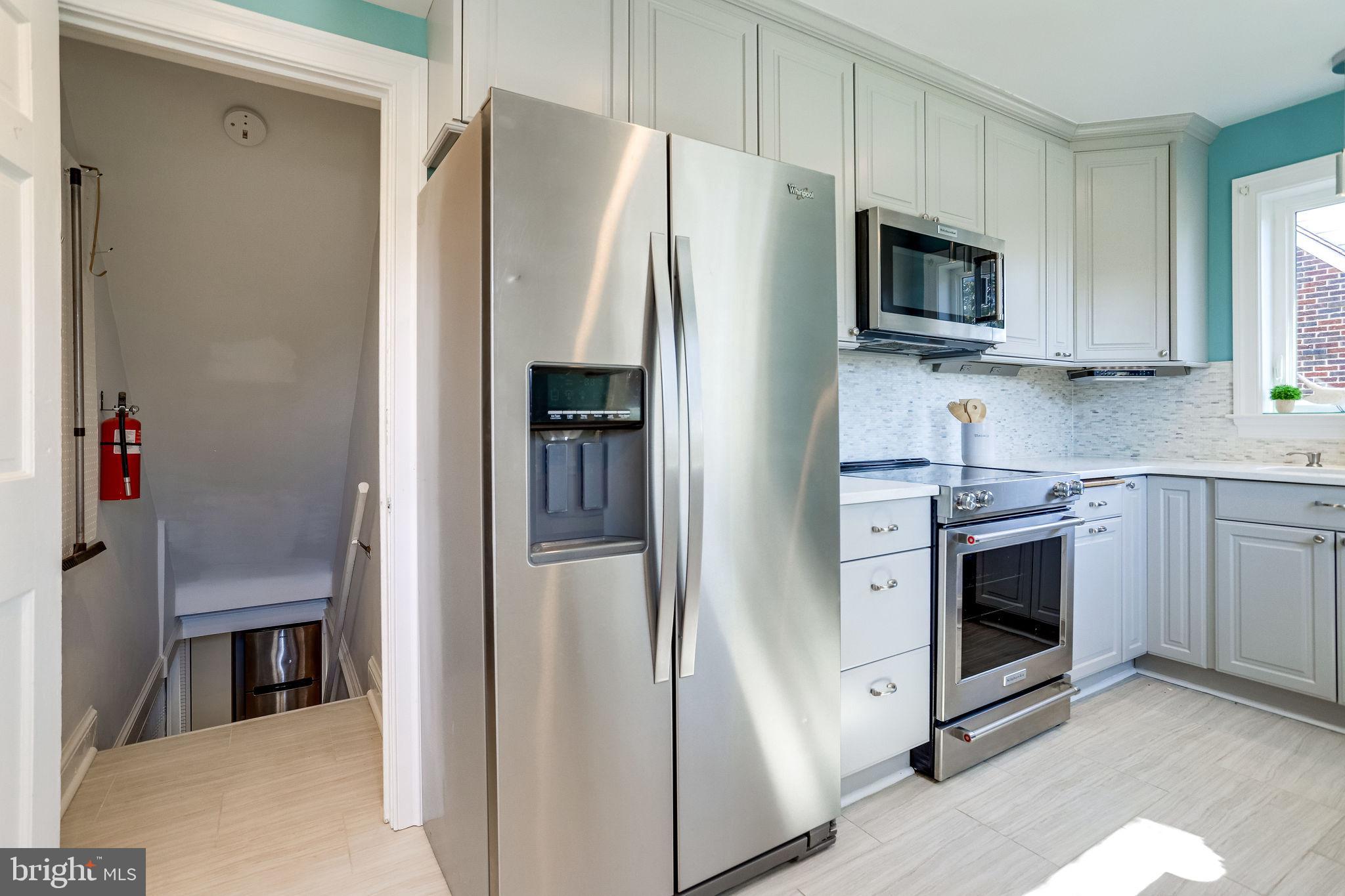 MEMORIAL HEIGHTS - Residential