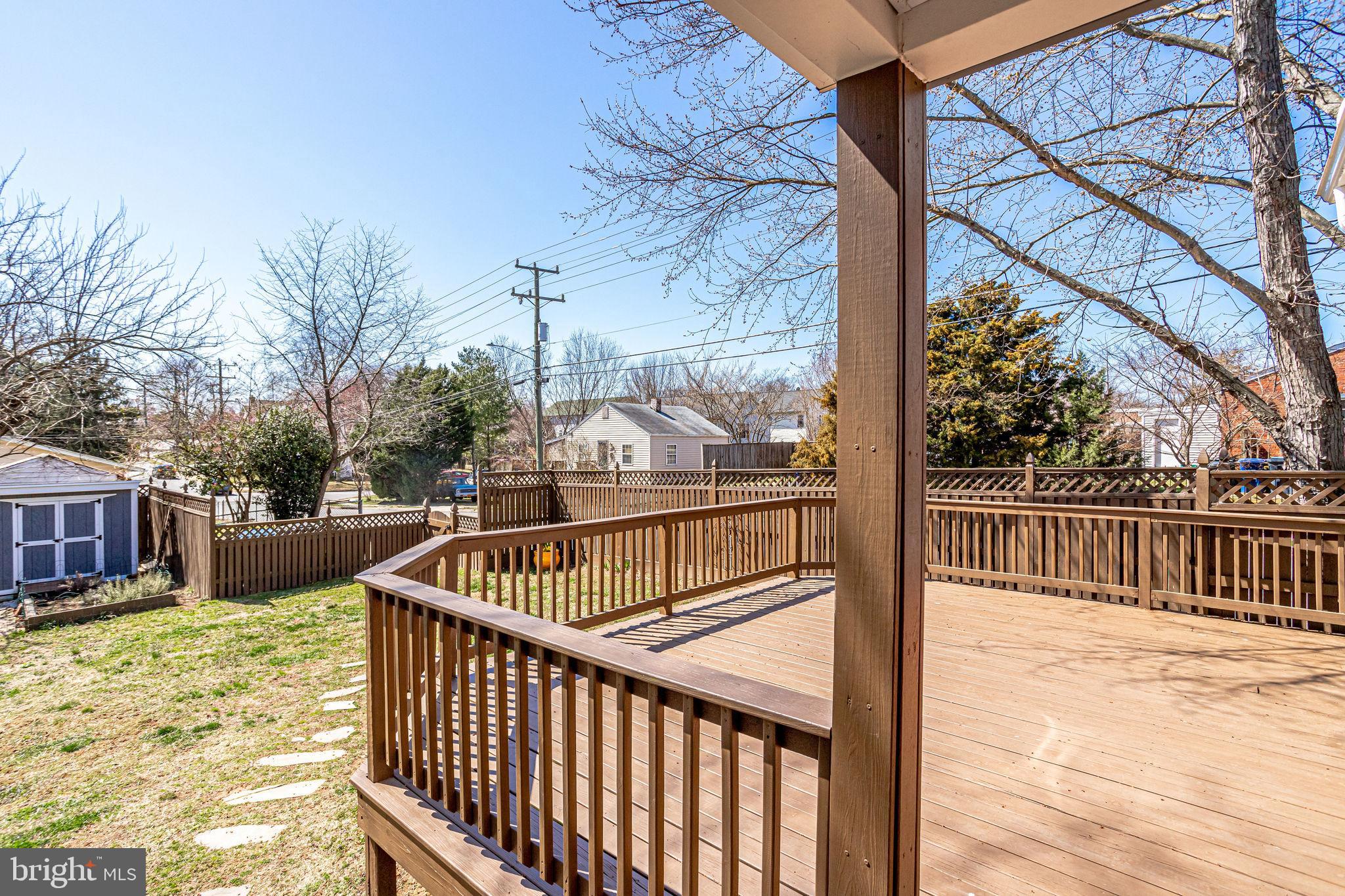 MEMORIAL HEIGHTS - Residential