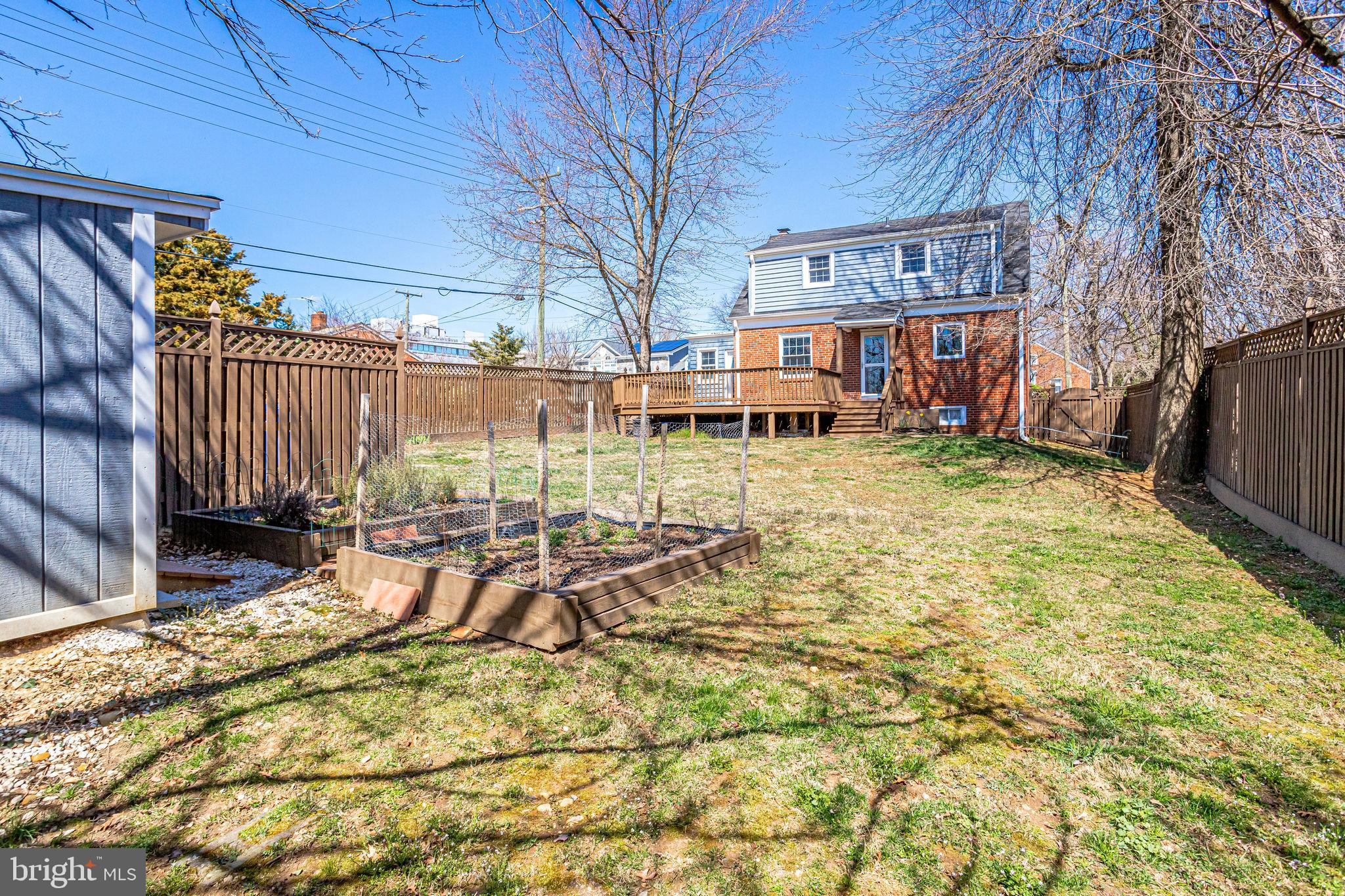 MEMORIAL HEIGHTS - Residential