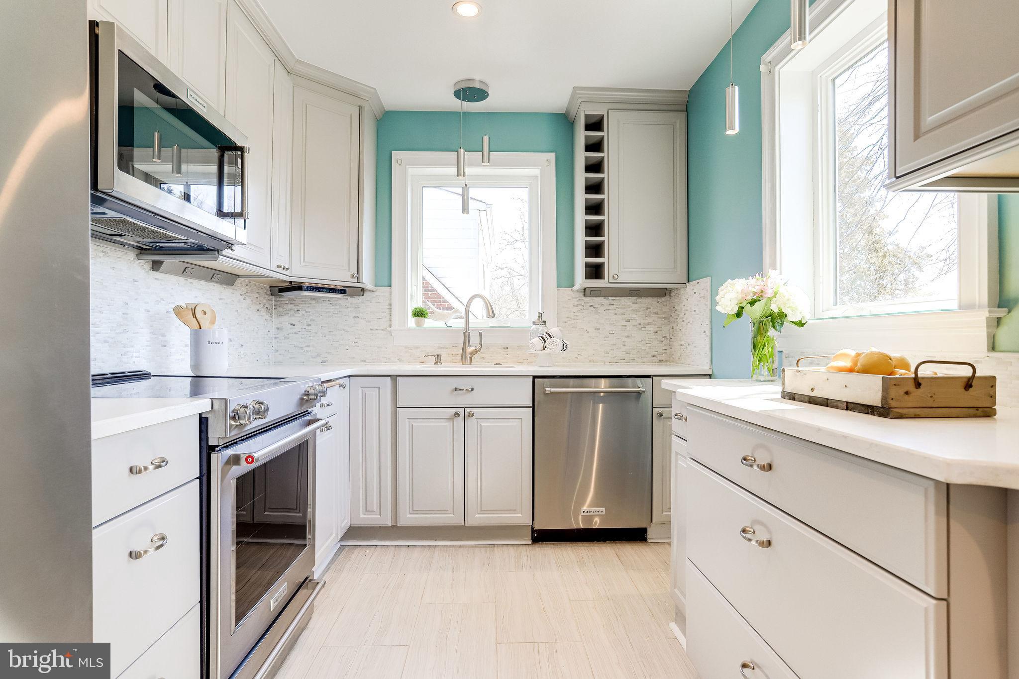 MEMORIAL HEIGHTS - Residential