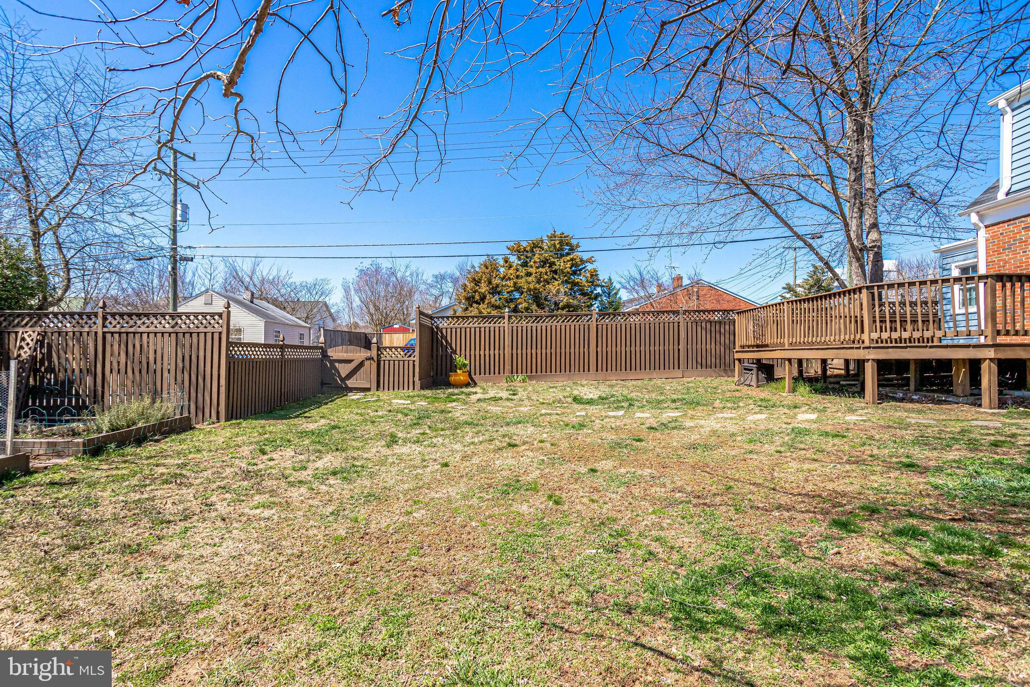 MEMORIAL HEIGHTS - Residential