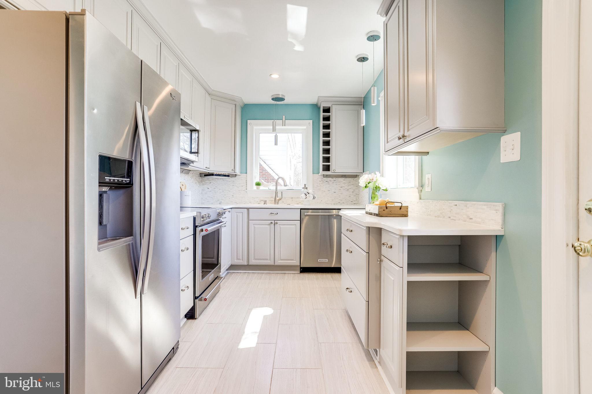 MEMORIAL HEIGHTS - Residential