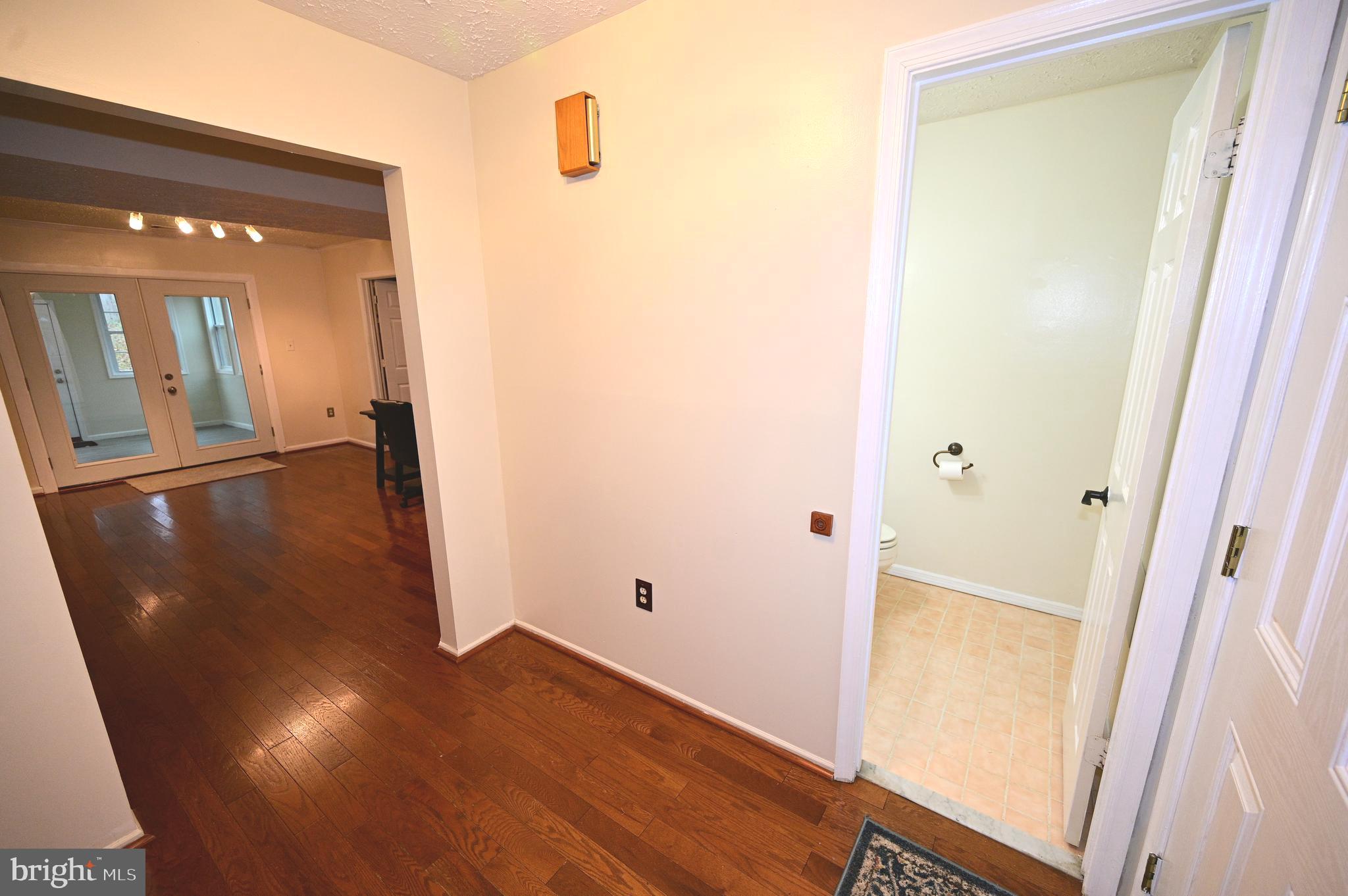 LYNNBROOK SUB - Residential