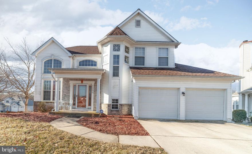 MAGNIFICENT COLONIAL HOME WITH SO MANY  FEATURES AND UPDATES!!! GRAND ENTRY WAY WITH SITTING AND DINNING ROOM AREA GREAT FOR ENTERTAINING...KITCHEN  INCLUDES BREAKFAST NOOK,SS APPLIANCES AND TABLE  SPACE. FAMILY ROOM WITH  WOOD BURNING FIREPLACE AND FRENCH DOORS LEADS TO THE DECK.UPPER LEVEL INCLUDES THREE BEDROOMS,  A HUGE MASTER SUITE WITH WALK IN  CLOSET & NEWLY RENOVATED MASTER BATH INCLUDES HEATED FLOORING,SOAKING TUB,DUAL SINKS AND SEPARATE SHOWER SO MANY EXTRAS .LOWER LEVEL IS FINISHED WITH HOME OFFICE & BEDROOM.EXTRA  ROOM& SPACE  WITH ROUGH IN FOR ADDITIONAL BATH, NEW LAUNDRY AND REC ROOM WITH WALK OUT LEVEL.NEW ROOF,HOT WATER HEATER,NEWER WASHER & DRYER  ALL UPDATED IN 2017.A MUST SEE!!! THIS HOME IS LOCATED IN A CUL-DE-SAC ANDAS ORIGINALLY THE PREVIOUS MODEL.