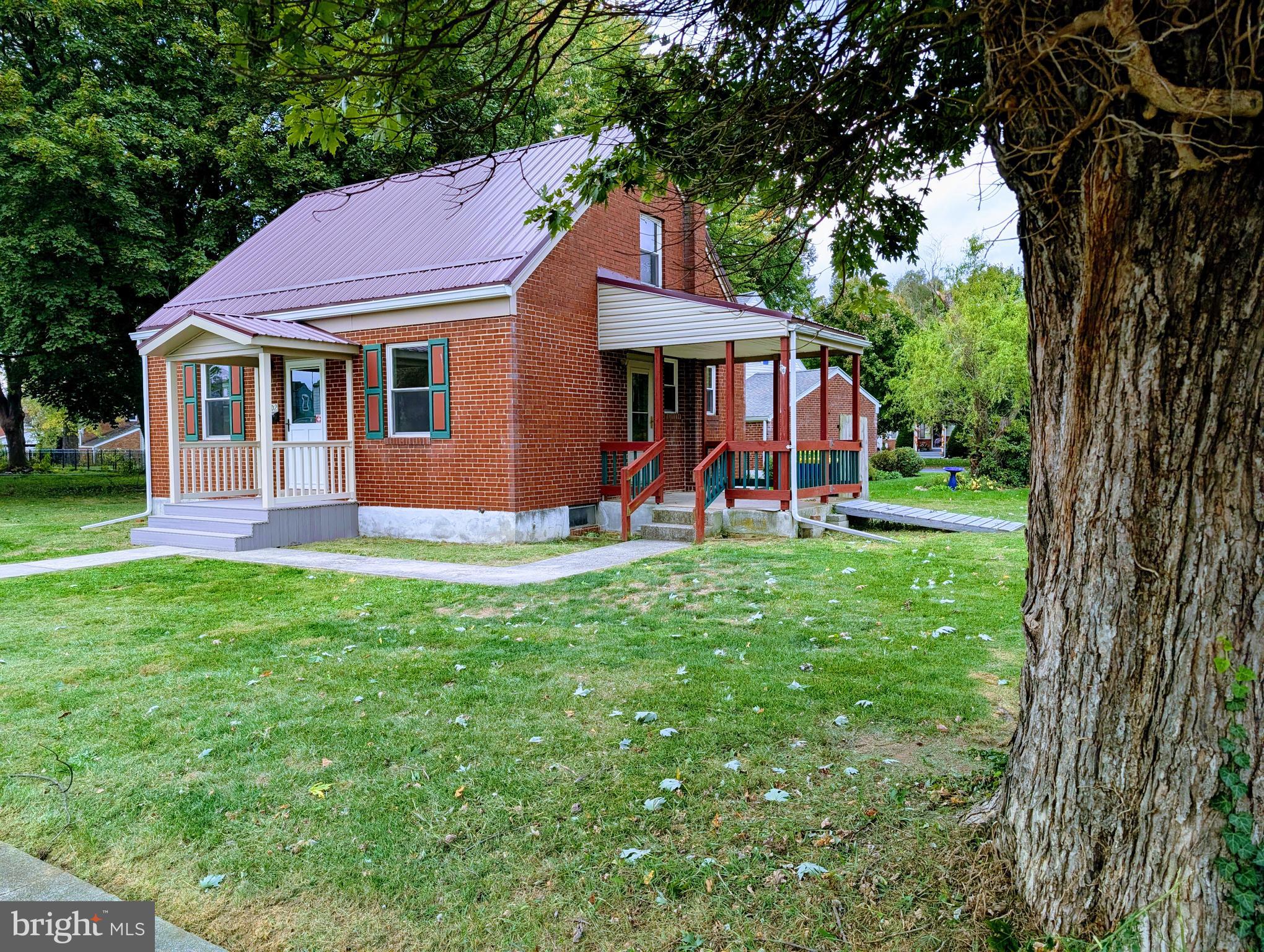 COLLEGE PARK - Residential