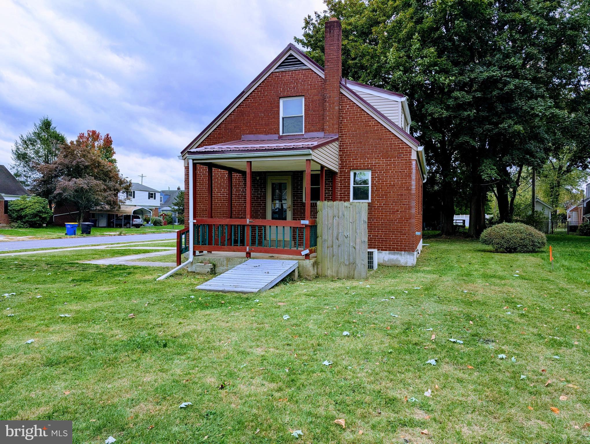 COLLEGE PARK - Residential