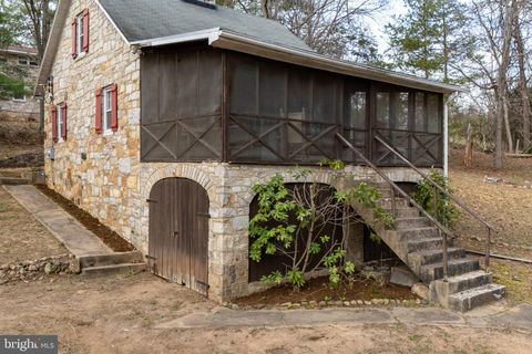 listing image 44