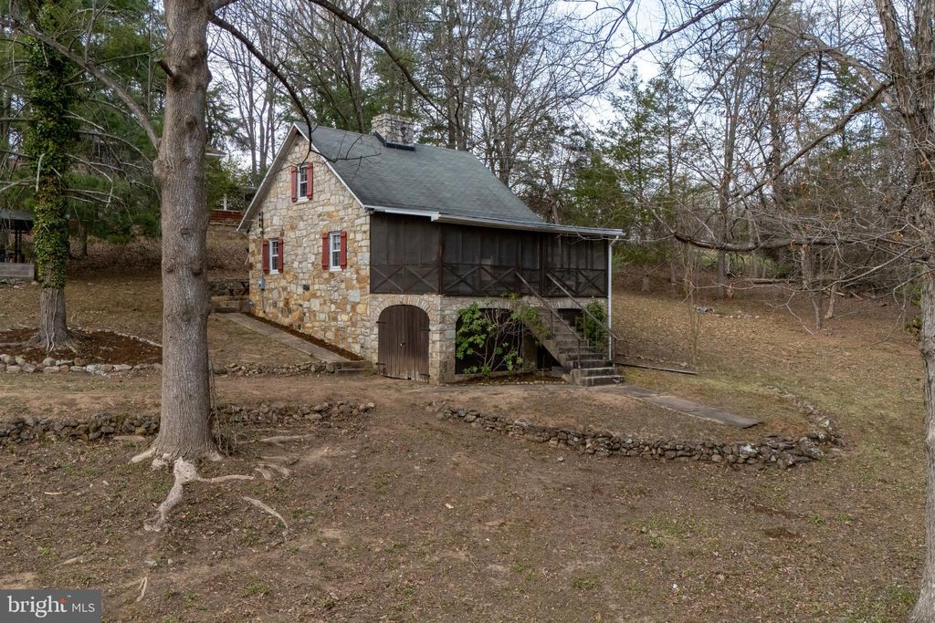 listing image 0