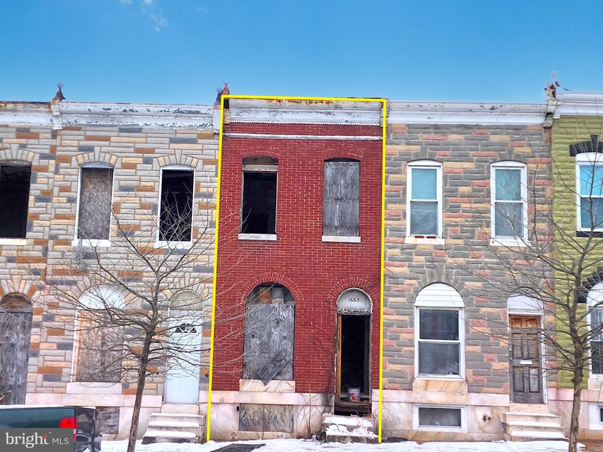 ONLINE AUCTION: Bidding begins 2/20 @ 11:00 AM. Bidding ends 2/22 @ 11:40 AM. List Price is Suggested Opening Bid. Deposit: $5,000. 2 Story Townhouse located in the Berea area. JUST MINUTES to Clifton Park & Johns Hopkins Hospital. Easy access to major traffic artery E North Ave. Property is in need of renovations.