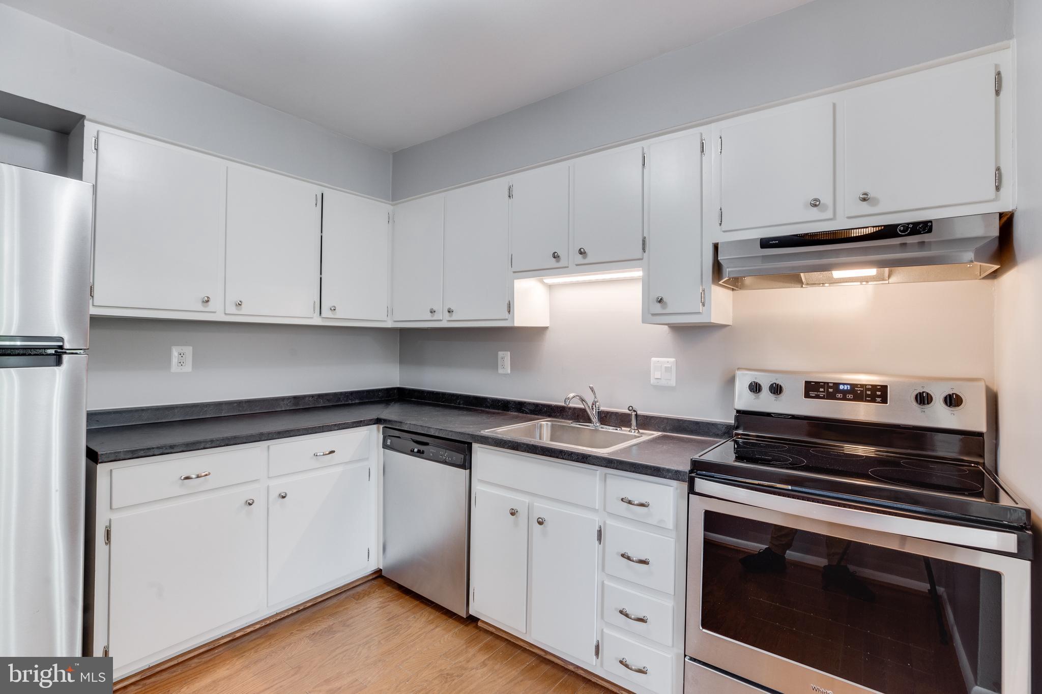 CRESTWOOD HAMLET - Residential