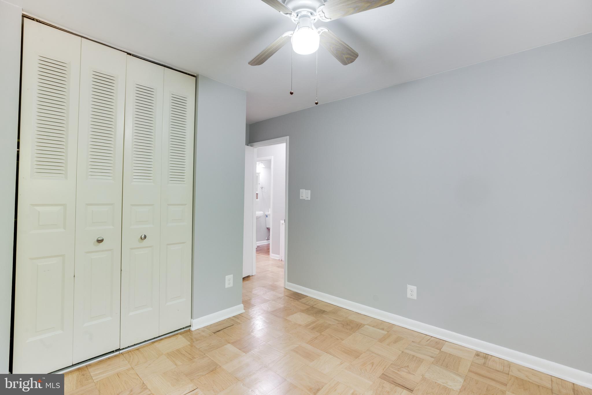 CRESTWOOD HAMLET - Residential