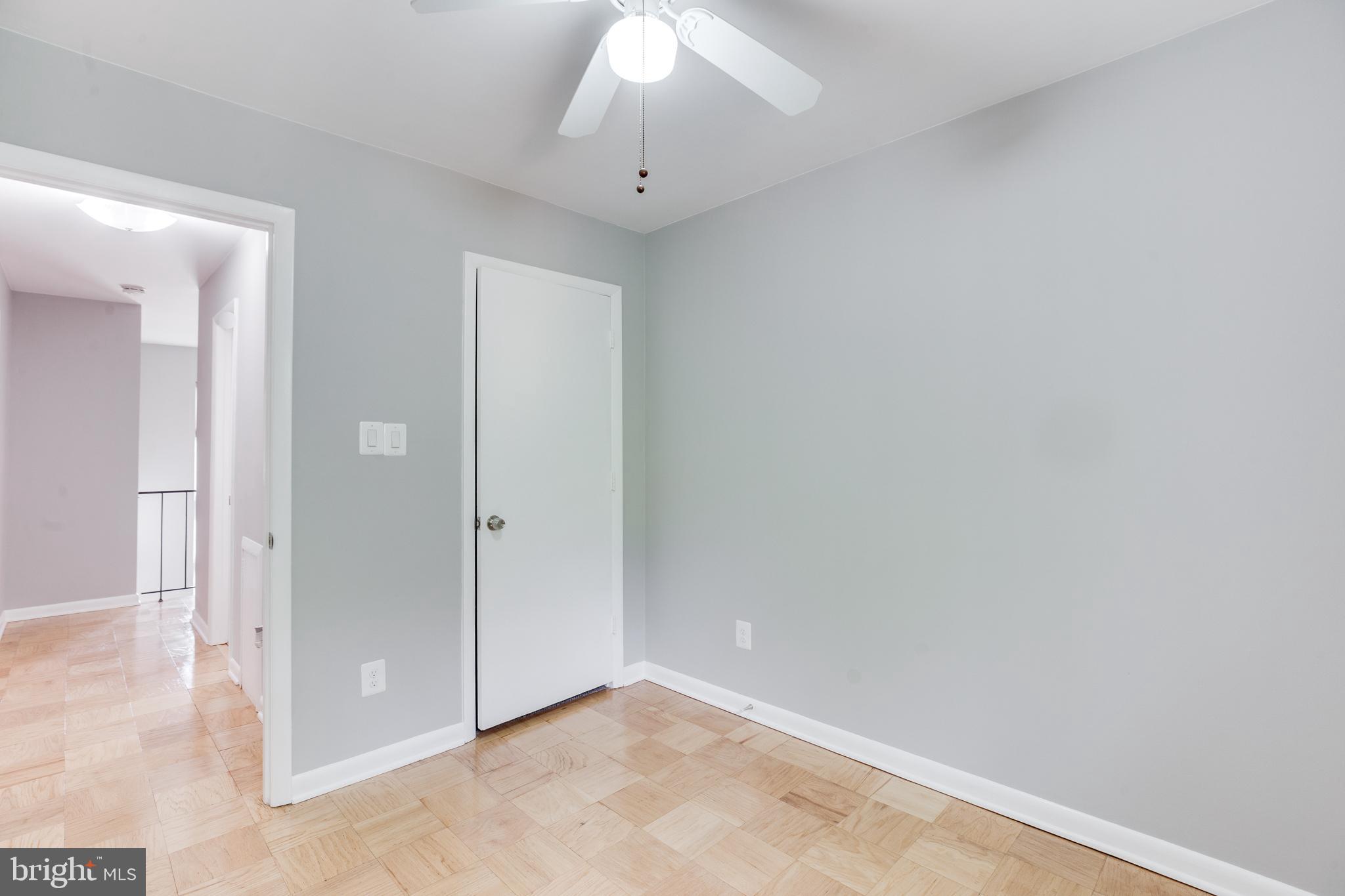 CRESTWOOD HAMLET - Residential