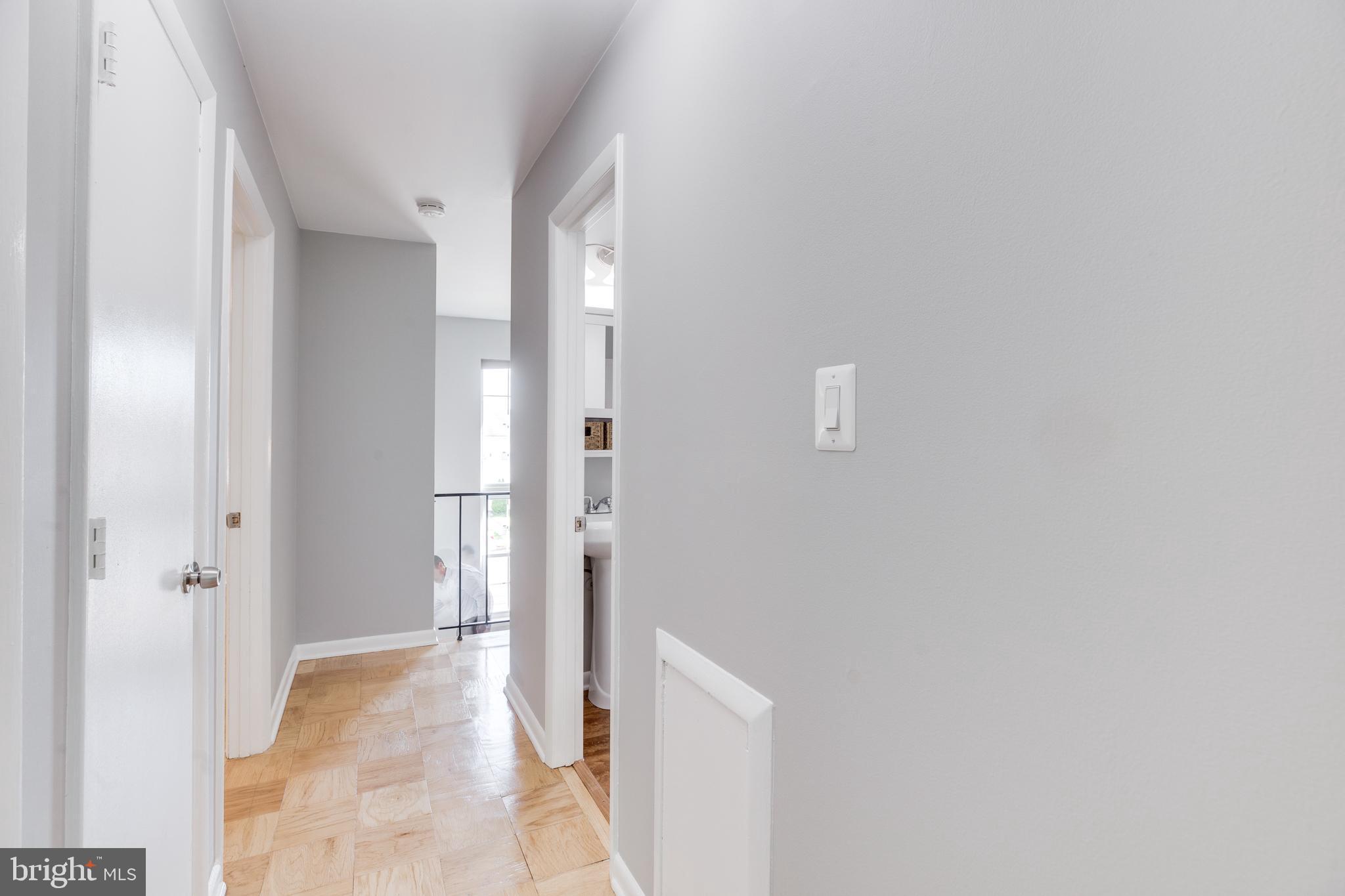 CRESTWOOD HAMLET - Residential