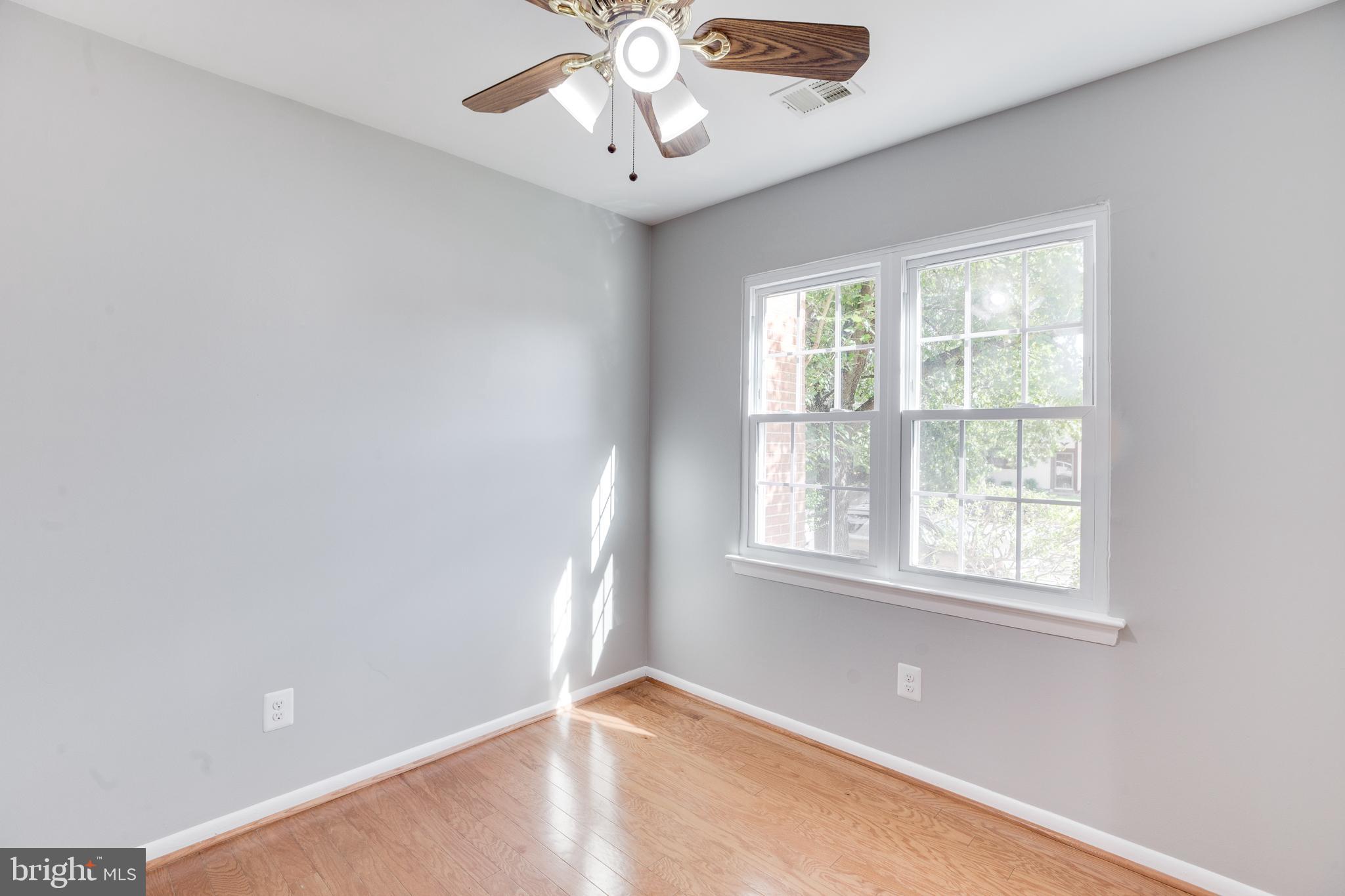 CRESTWOOD HAMLET - Residential