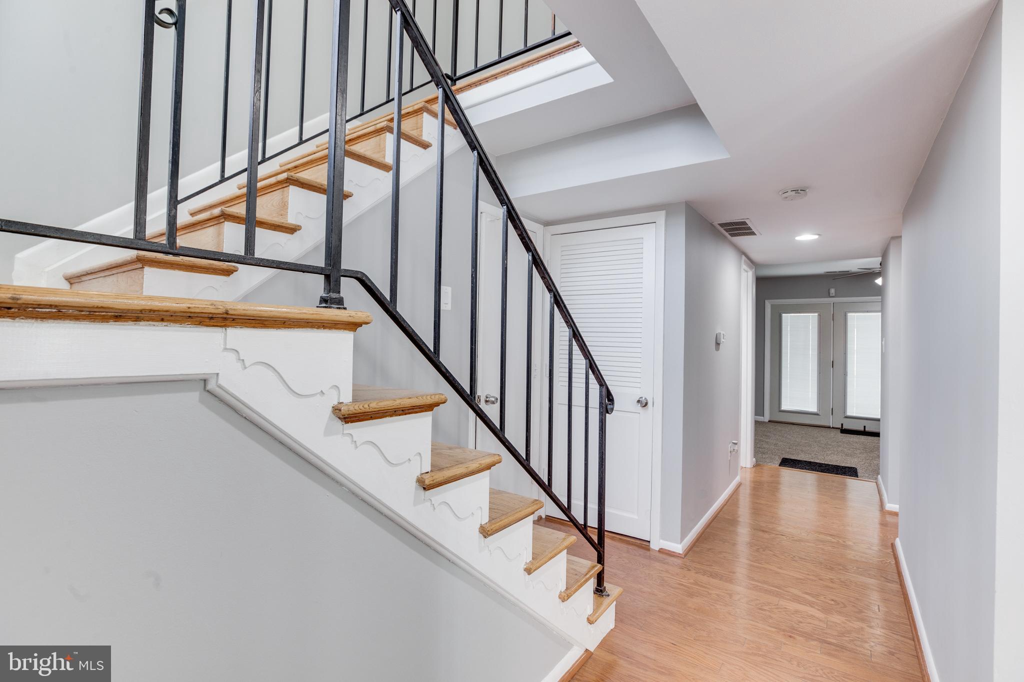 CRESTWOOD HAMLET - Residential