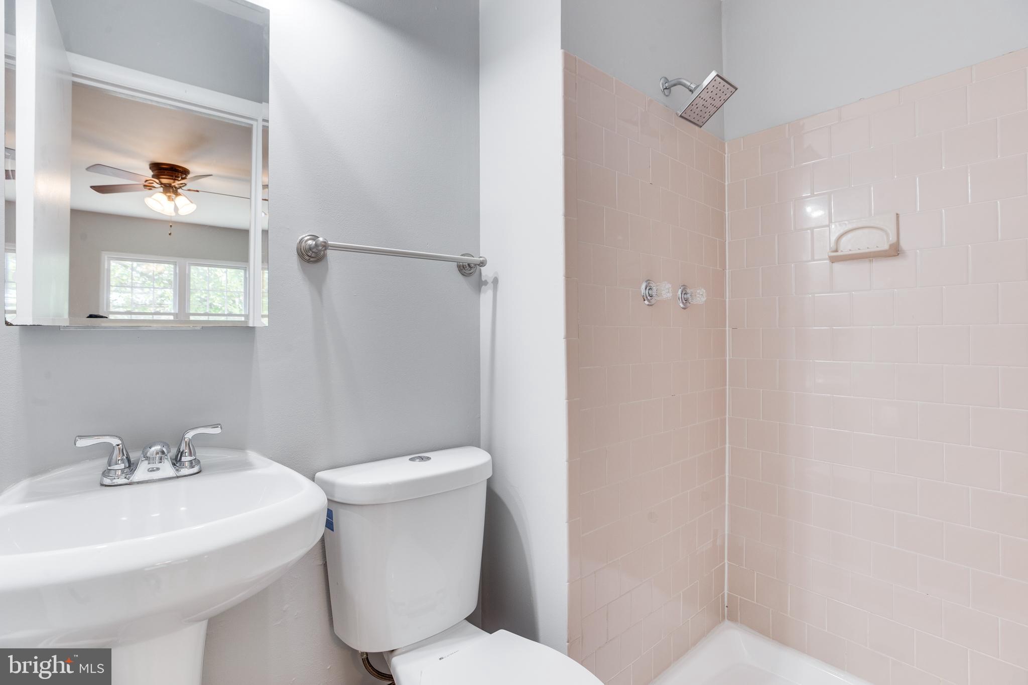 CRESTWOOD HAMLET - Residential