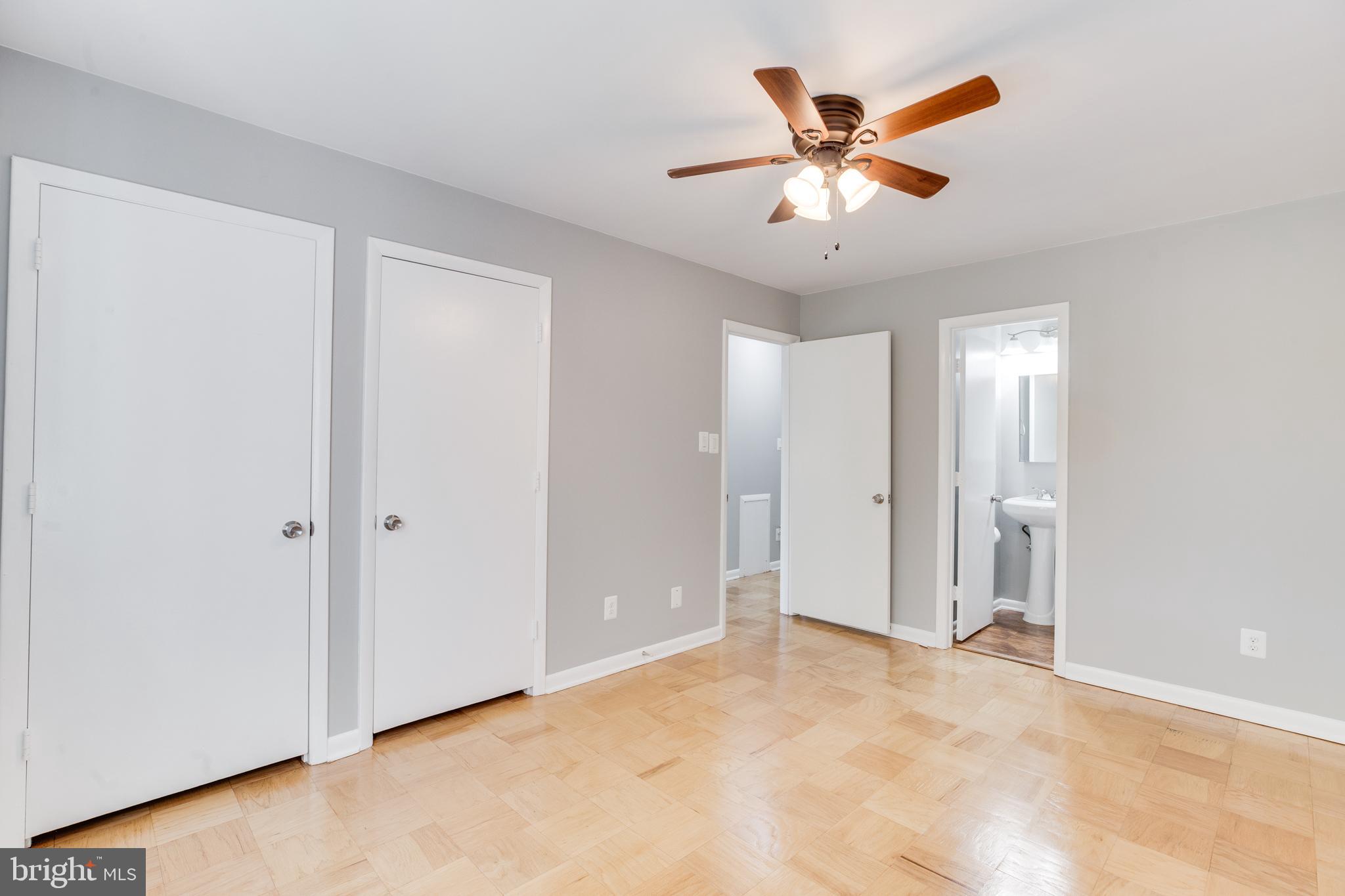 CRESTWOOD HAMLET - Residential