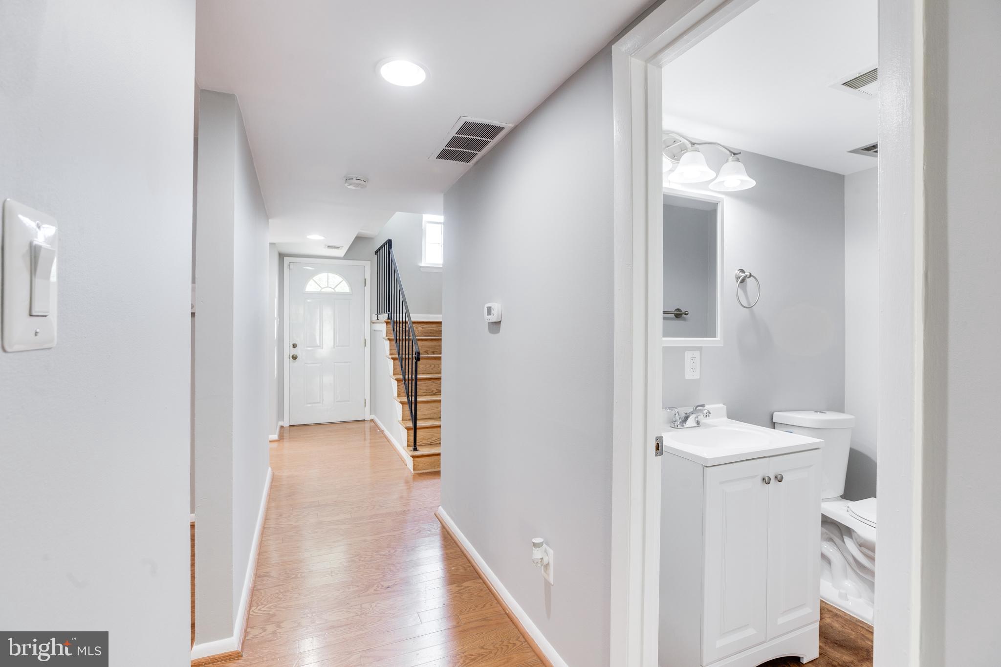 CRESTWOOD HAMLET - Residential