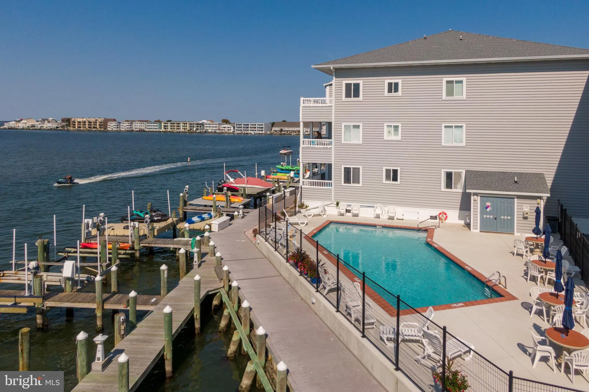 Ocean City, Maryland 21842, United States, 2 Bedrooms Bedrooms, ,2 BathroomsBathrooms,Residential,Contingent,38422